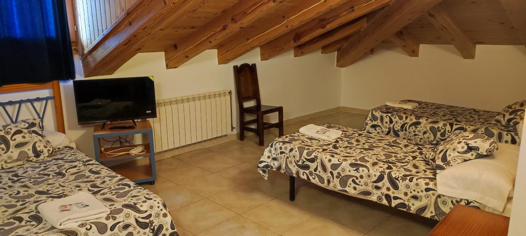 Altogredos Hotel Rural Y Apartamentos Turisticos Hoyos del Espino Eksteriør billede