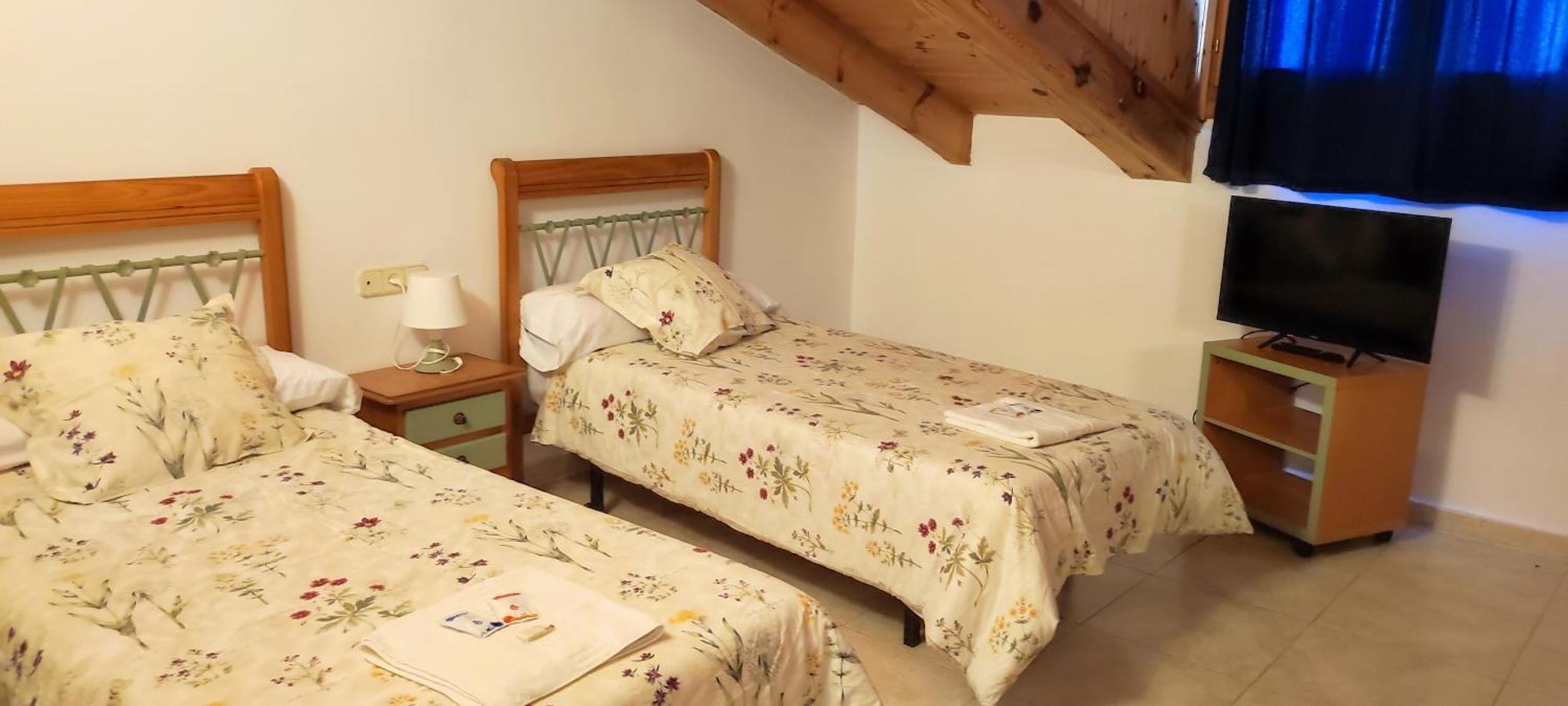 Altogredos Hotel Rural Y Apartamentos Turisticos Hoyos del Espino Eksteriør billede
