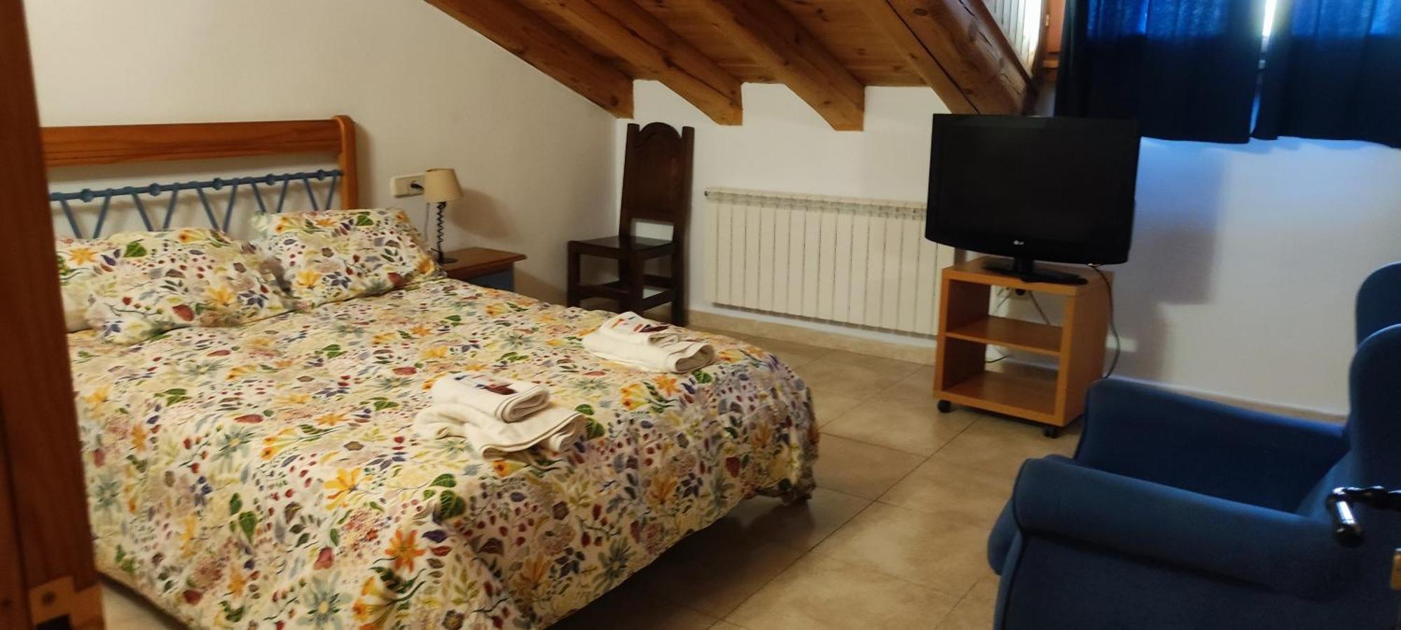 Altogredos Hotel Rural Y Apartamentos Turisticos Hoyos del Espino Eksteriør billede