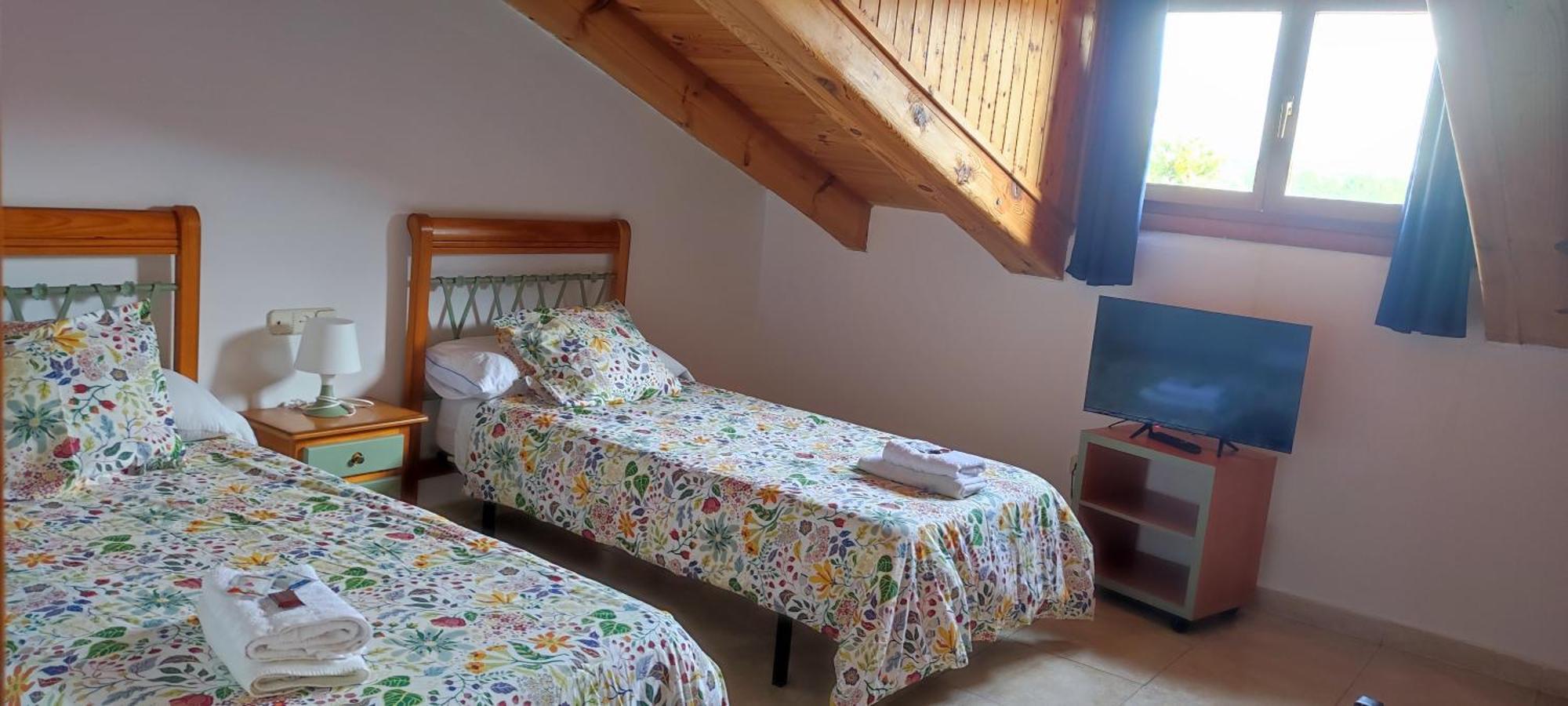 Altogredos Hotel Rural Y Apartamentos Turisticos Hoyos del Espino Eksteriør billede